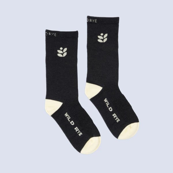 Load image into Gallery viewer, Wild Rye Bike Socks
