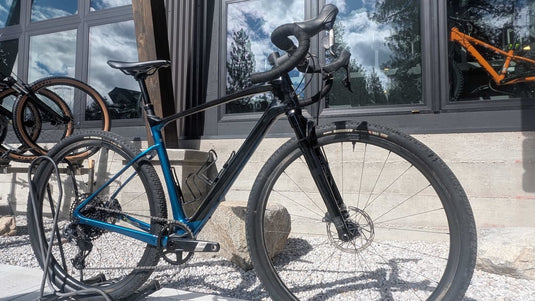 DEMO - Giant Revolt X Advanced Pro 2 Carbon Gravel Bike, Size M/L
